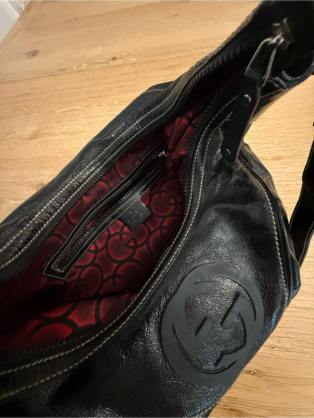 Gucci Snow Glam Bag Medium Hobo vintage Black crossbody